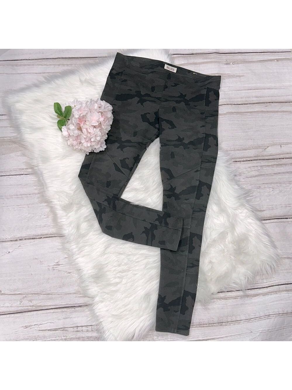 Mudd Camouflage Leggings - Black and Gray